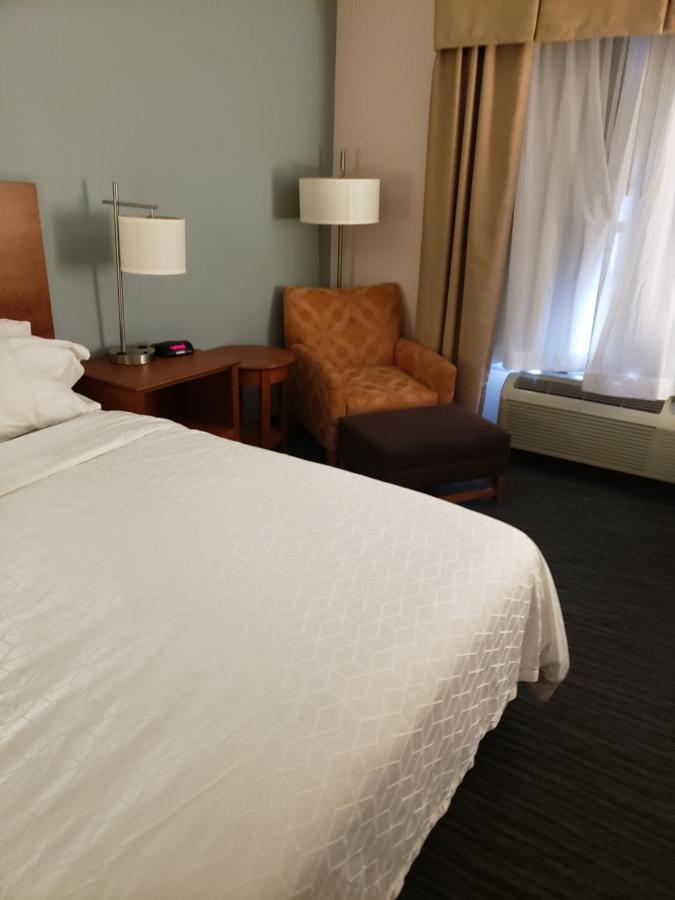 Holiday Inn Express Richmond-Brandermill-Hull Street By Ihg Exteriér fotografie